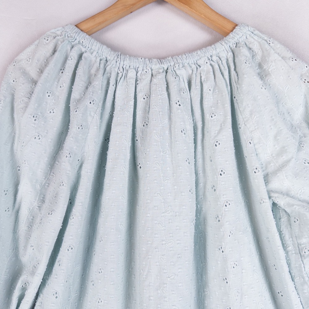 Joie Eyelet Peasant Blouse Sz Medium Light Blue Cotton 3/4 Sleeve Boho Top - Picture 4 of 9